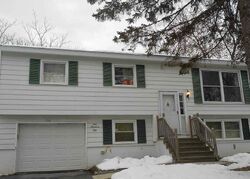 Pre-foreclosure in  Stonington Hill Rd Voorheesville, NY 12186