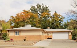 Pre-foreclosure in  N Sunset Ave Farmington, NM 87401