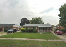 Pre-foreclosure in  Hamilton Dr Sterling Heights, MI 48313