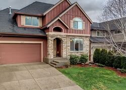 Pre-foreclosure in  SE Normandy Dr Clackamas, OR 97015