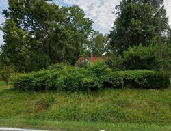 Pre-foreclosure in  W Manslick Rd Fairdale, KY 40118