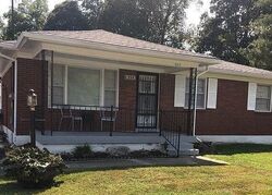 Pre-foreclosure in  Tin Dor Way Fairdale, KY 40118