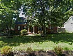 Pre-foreclosure in  Wayside Ave Louisville, KY 40243