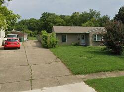 Pre-foreclosure in  Granvil Dr Louisville, KY 40218