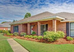  Meridian Ln, Montgomery AL