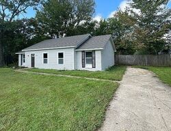 Pre-foreclosure in  Briar Gate Dr Montgomery, AL 36116