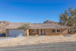 Pre-foreclosure in  Elwood St Joshua Tree, CA 92252