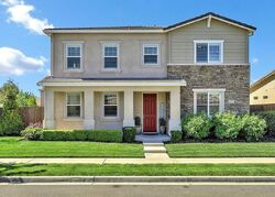 Pre-foreclosure in  Campolina Way Oakdale, CA 95361