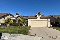 Pre-foreclosure in  Garden Flower Ct Sacramento, CA 95833