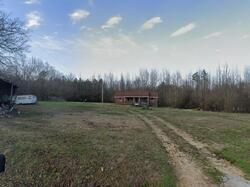 Pre-foreclosure in  County Road 10 Florence, AL 35633