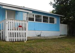 Pre-foreclosure in  Albert St San Antonio, TX 78207