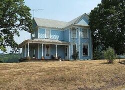 Pre-foreclosure in  Halo Trail Rd Yoncalla, OR 97499