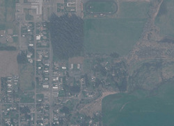 Pre-foreclosure in  3rd St E Onalaska, WA 98570
