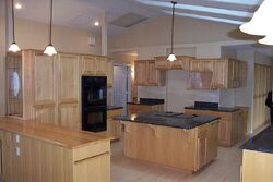 Pre-foreclosure in  Monument Dr Grants Pass, OR 97526