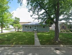 Pre-foreclosure in  Cottage Grove Ave Green Bay, WI 54304