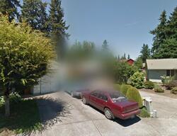 Pre-foreclosure in  NE 8th Pl Canby, OR 97013