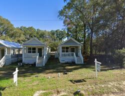 Pre-foreclosure in  7th St Defuniak Springs, FL 32433