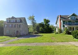 Pre-foreclosure in  Woodbine Ave W Youngstown, OH 44505