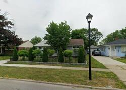 Pre-foreclosure in  Claremont Ave Buffalo, NY 14223