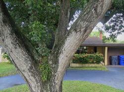 Pre-foreclosure in  N 30th Rd Hollywood, FL 33021