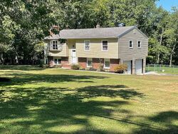 Pre-foreclosure in  Juliustown Rd Columbus, NJ 08022