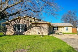 Pre-foreclosure in  Goldwood Dr Dallas, TX 75232
