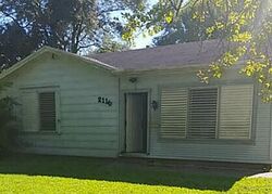 Pre-foreclosure in  Oaklawn Dr La Marque, TX 77568