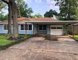 Pre-foreclosure in  Joliet St Houston, TX 77015