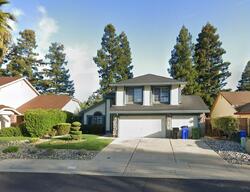 Pre-foreclosure in  Kilbeggan Way Elk Grove, CA 95758