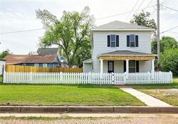 Pre-foreclosure in  S Ash St Guthrie, OK 73044