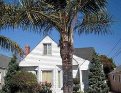 Pre-foreclosure in  108th Ave Oakland, CA 94603