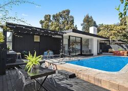 Pre-foreclosure in  Umeo Rd Pacific Palisades, CA 90272