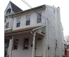 Pre-foreclosure in  CHESTNUT ST Pottstown, PA 19464