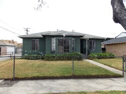 Pre-foreclosure in  E 139TH ST Los Angeles, CA 90061