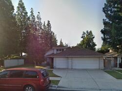 Pre-foreclosure in  E Omaha Ave Fresno, CA 93720