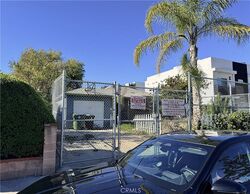 Pre-foreclosure in  Satsuma Ave North Hollywood, CA 91601