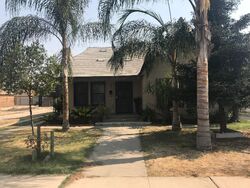 Pre-foreclosure in  California Ave Bakersfield, CA 93304