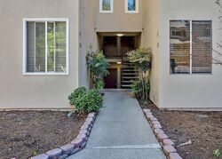 Pre-foreclosure in  Oak Rd  Walnut Creek, CA 94597