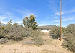 Pre-foreclosure in  Clover Dr Hesperia, CA 92344
