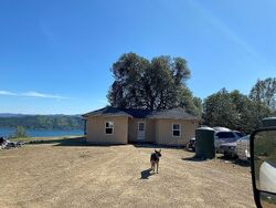 Pre-foreclosure in  Pingree Rd Clearlake Oaks, CA 95423