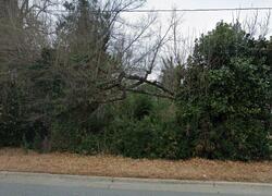 Pre-foreclosure in  Westchester Dr High Point, NC 27262