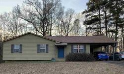 Pre-foreclosure in  Kathy Ln Fultondale, AL 35068