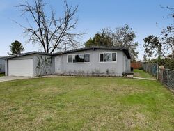Pre-foreclosure in  MCKENZIE ST Riverside, CA 92503