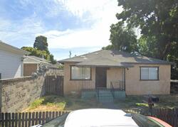 Pre-foreclosure in  School St Suisun City, CA 94585