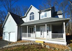 Pre-foreclosure in  EPIC CT East Stroudsburg, PA 18302
