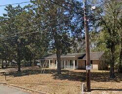 Pre-foreclosure in  Maudelayne Dr E Mobile, AL 36693