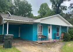 Pre-foreclosure in  Le Mans Way Pensacola, FL 32505