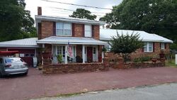 Pre-foreclosure in  MAPOLES ST Crestview, FL 32536