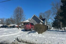  S 6th St, Newark OH