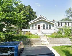 Pre-foreclosure in  Hawthorne Ave E Saint Paul, MN 55119